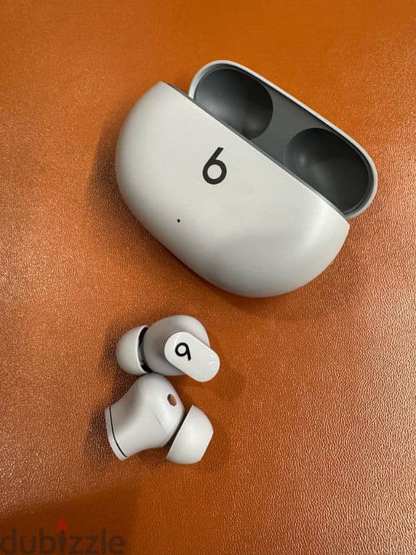 Beats Studio Earbuds Used one time only 0