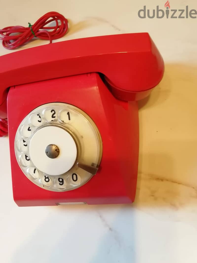 vintage rotary phones starting 25$ 16