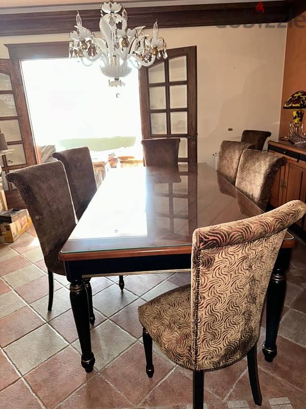 dining table + chairs 0