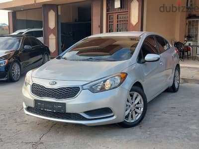 Kia Forte model 2014 89000 miles super clean