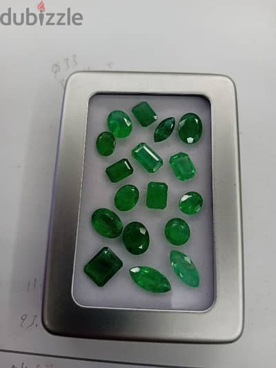 natural emerald 24.95 ct. 17 pieces. one parcel