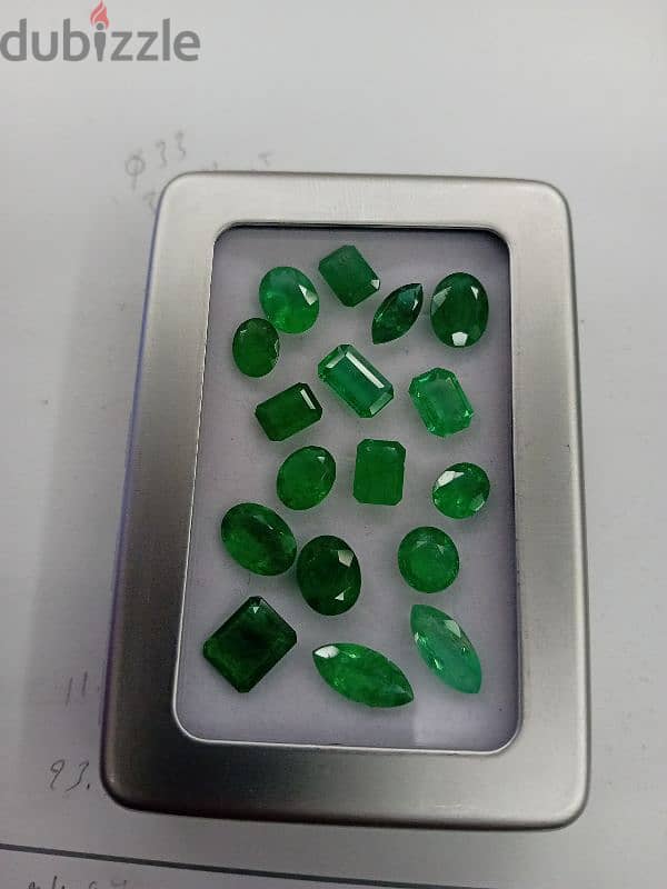 natural emerald 24.95 ct. 17 pieces. one parcel 0