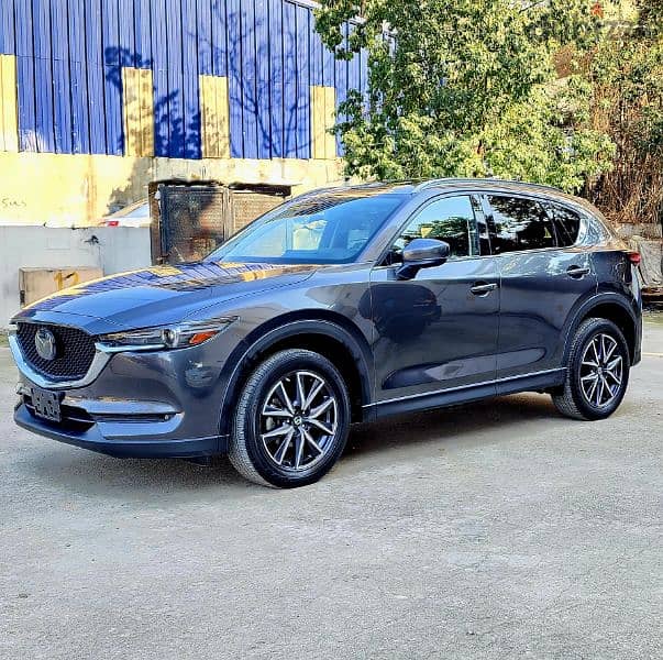 Mazda CX-5 GRAND TOURING AWD 2018 MINT CONDITON 0