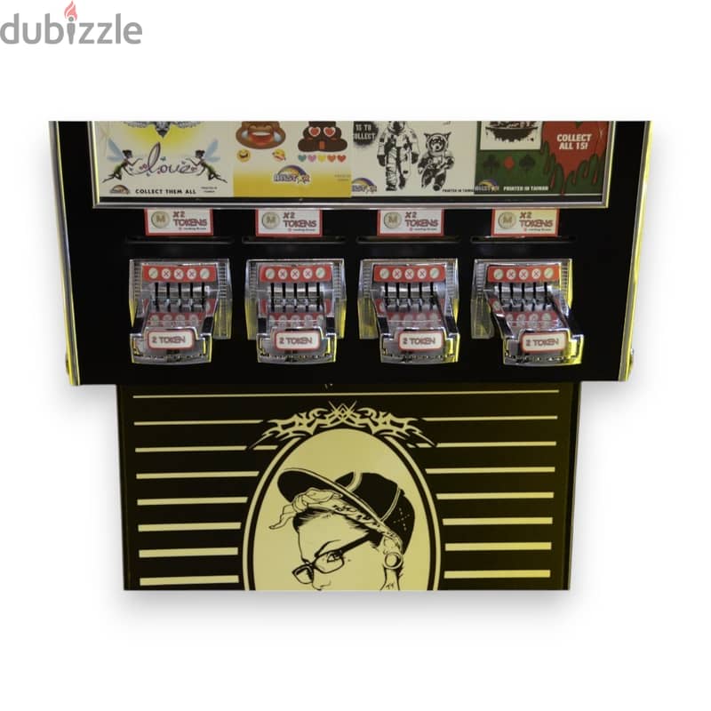 Tattoo & Stickers Vending Machine (4 Columns)  - Coin Operated 3