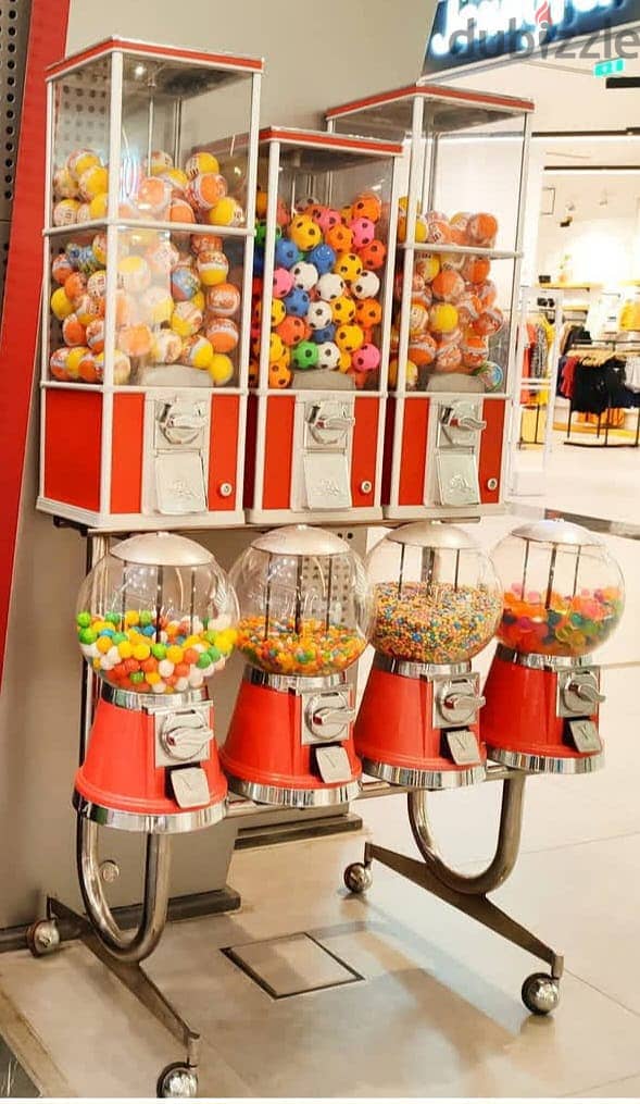 The Combo Stand Vending Machine - Coin Operated 2