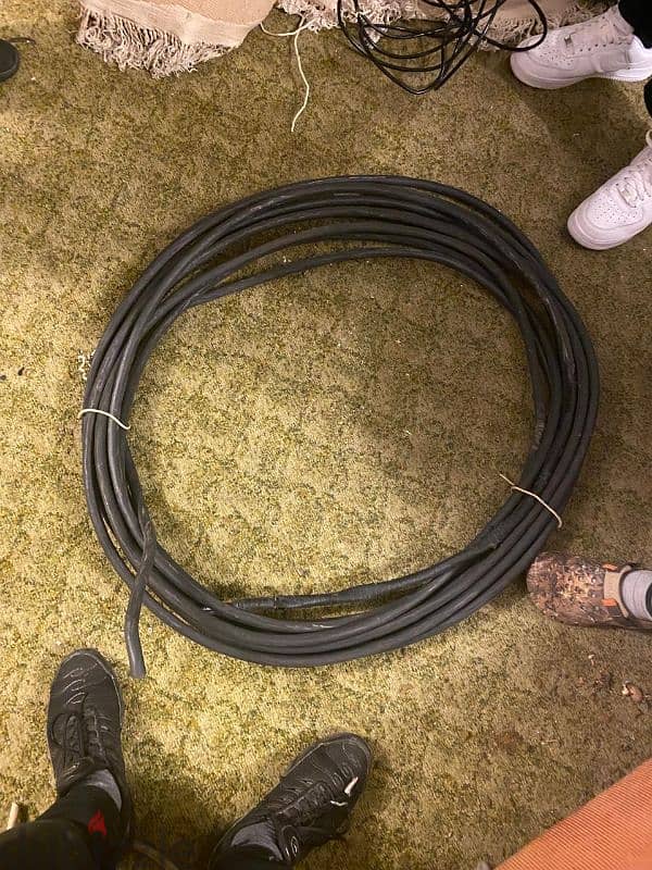 cable كابلات كهرباؤ 2