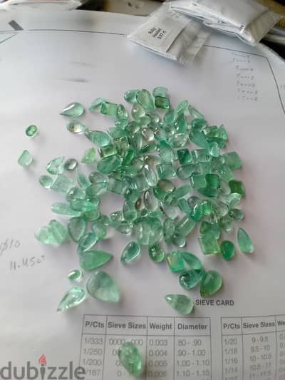 natural emerald light color 260 ct