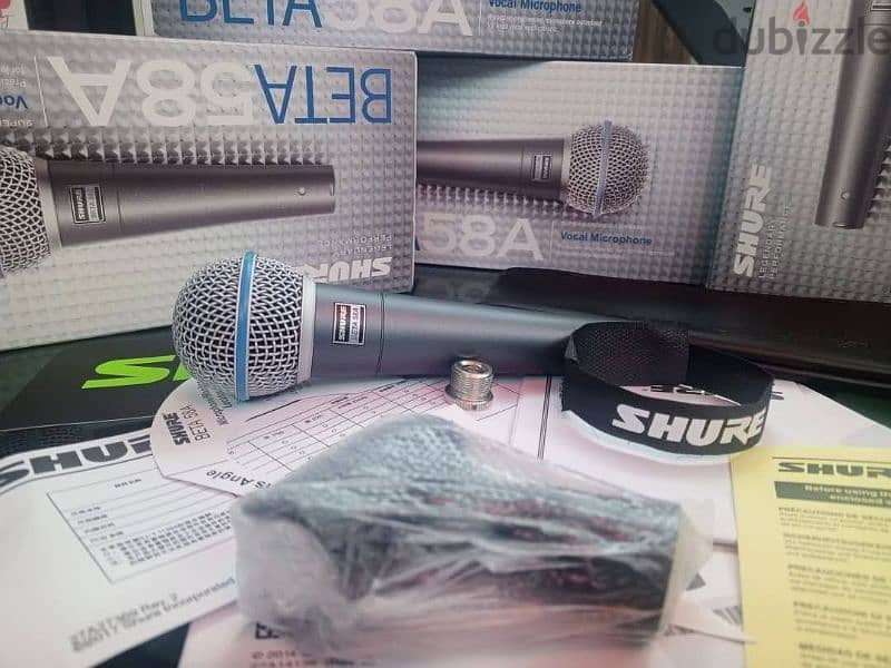 Shure Beta 58 - Wire Microphone 0