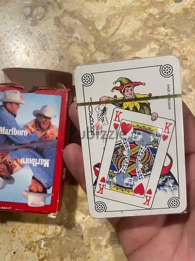 marlboro playing cards