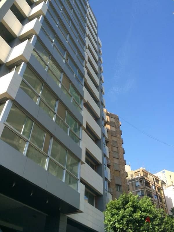 Modern Apartment with Mountain View 0