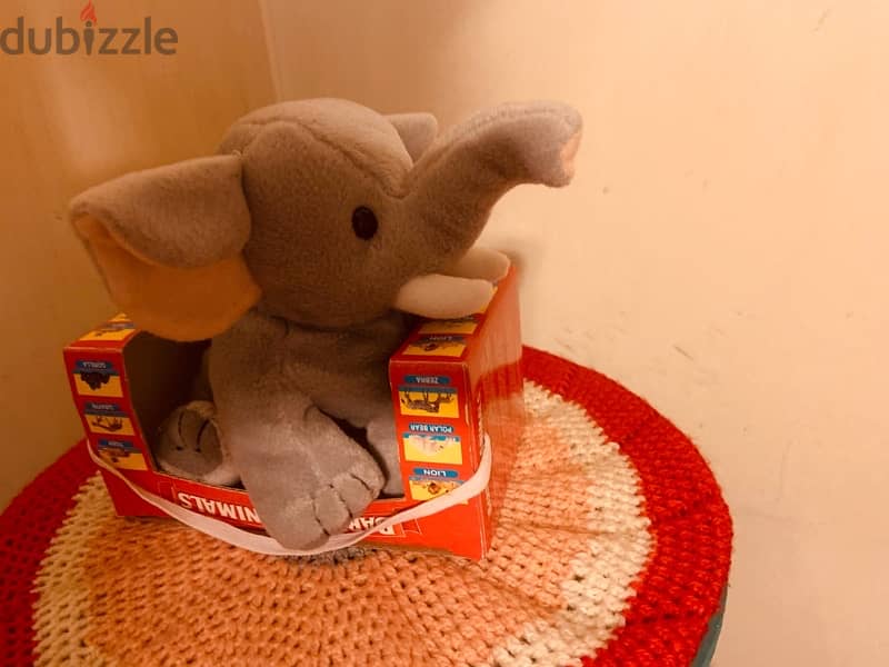 Barnum’s animal elephant 3