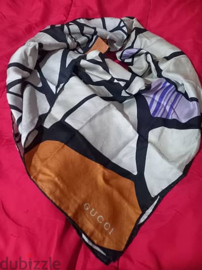 vintage gucci silk scarf