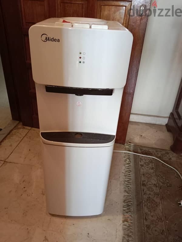 midea Watercooler 2