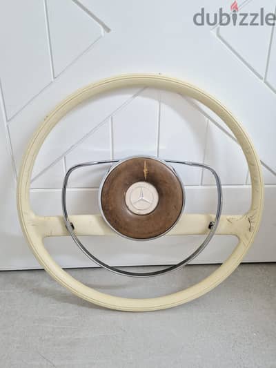 Steering Wheel (مقود) for Mercedes W110 W111 W112 W113 Ivory