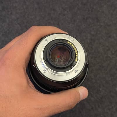 fujifilm lenses 33mm f1.4 and 18mm f1.4