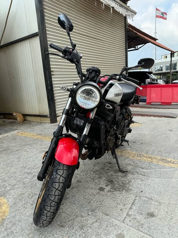 Yamaha XSR700 3