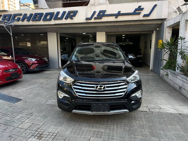 Hyundai Santa Fe 2014 V6 Fully loaded 0