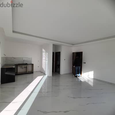 Apartment for sale in Hosrayel - شقة للبيع في حصرايل