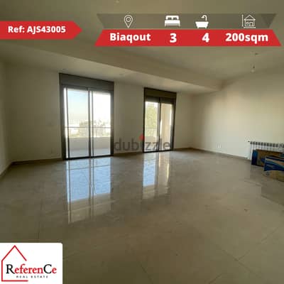 New apartment for sale in Biaqout شقة جديدة للبيع في بياقوت