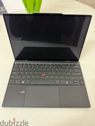 lenovo thinkpad Z13 8core 16gb/512ssd used like new touchscreen