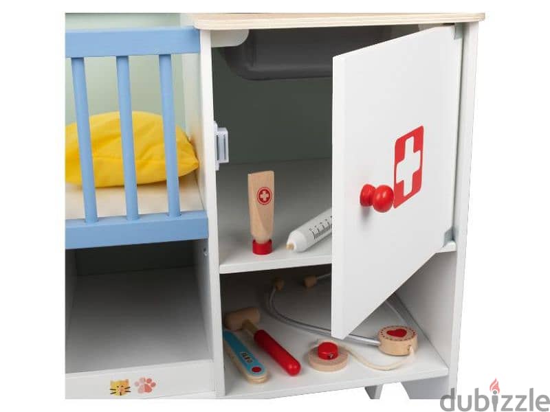 Children's clinic and vet 2in1 Playtive, made of real wood 5