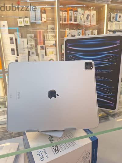 Super clean used ipad pro 12.9 512gb wifi+cellular silver m2