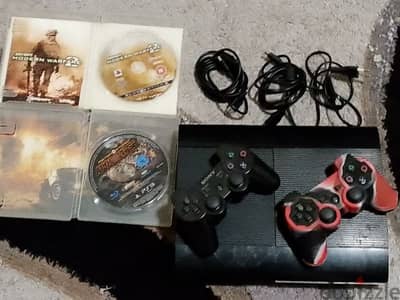 Playstation 3 Super slim + 2 controllers +2 chargers + 2 cd