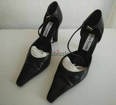 Guy Laroche shoes (lace) - Not Negotiable