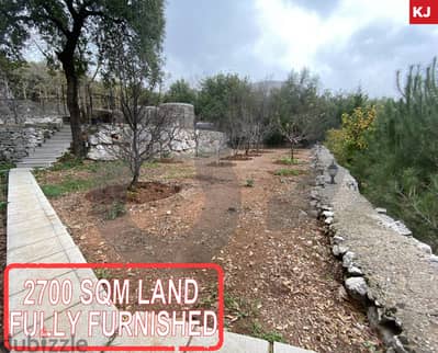 VILLA - 2700 SQM LAND -- 3 PARKING SPOTS IN AJALTOUN ! REF#KJ01497 !