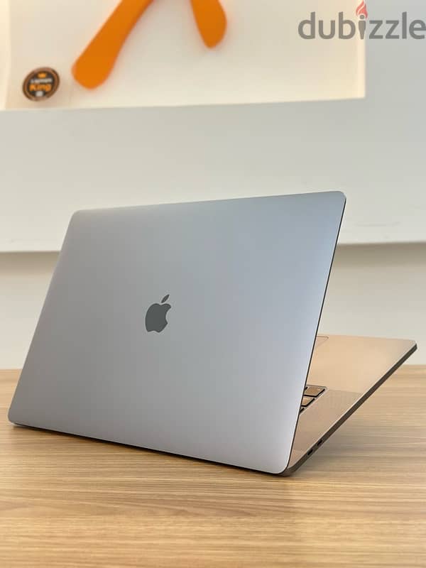 APPLE MACBOOK PRO CORE i9 8GB VGA 16” LAPTOP OFFER 5