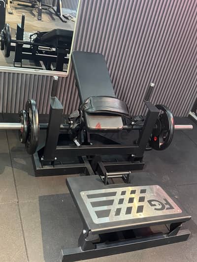 heavy duty hip thrust machine