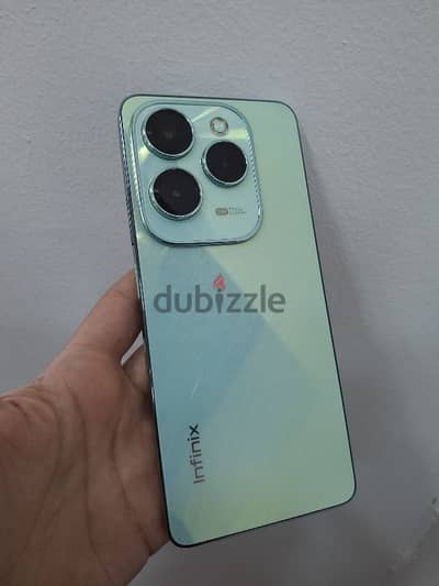 infinix hot 40 pro 256 gb 21 ram (12+9)