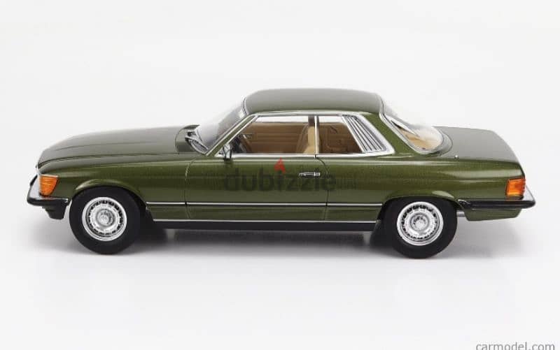 Mercedes 450 SLC (C107) diecast car model 1;18. 1