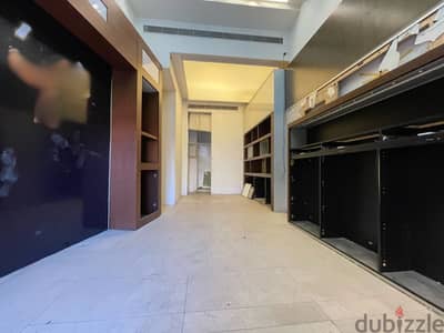 JH25-3938 Shop 230m2 for rent in Downtown Beirut, $ 14,000 cash