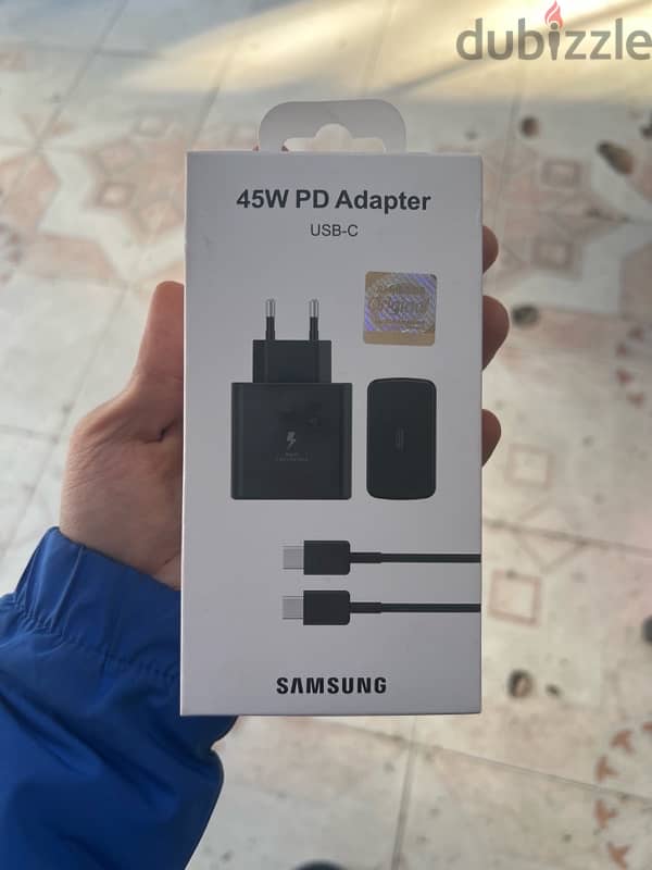 Samsung Original 45W charger 0