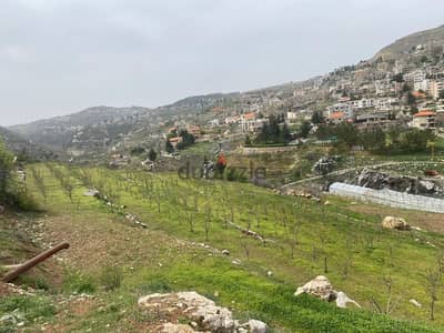 Land+Mountain view for Rent in Hrajel - أرض للإيجار في حراجل