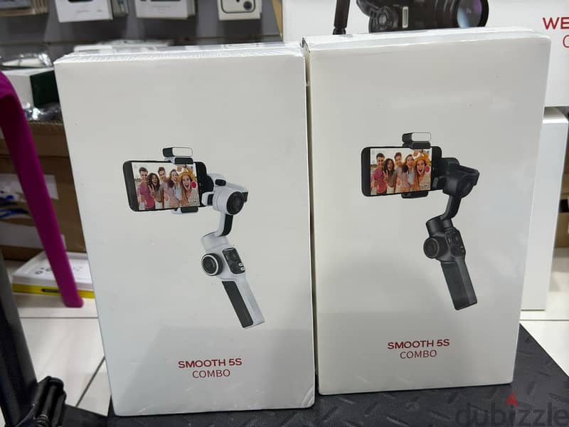 Zhiyun smooth 5s combo black or white 1