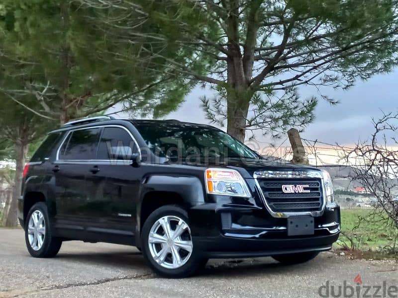 2017 GMC TERRAIN AWD 0