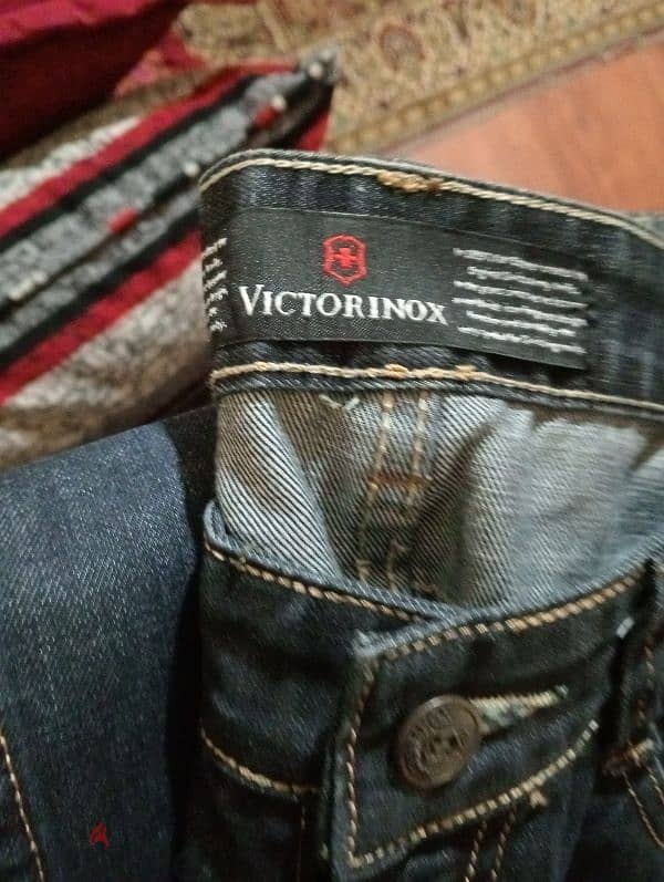 VICTORINOX  JEANS 1