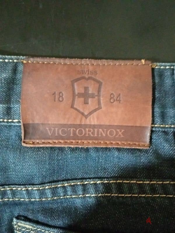 VICTORINOX  JEANS 4