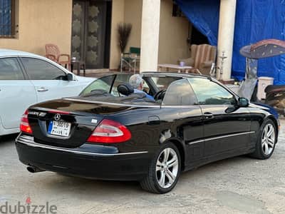 Mercedes-Benz CLK-Class 2005