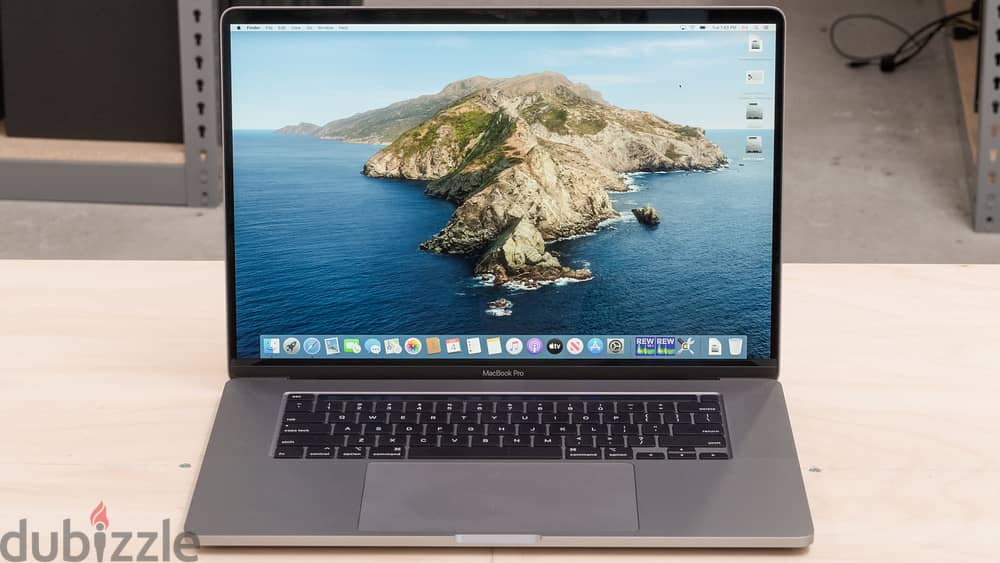 Used macbook 2019 i9 To i5 0