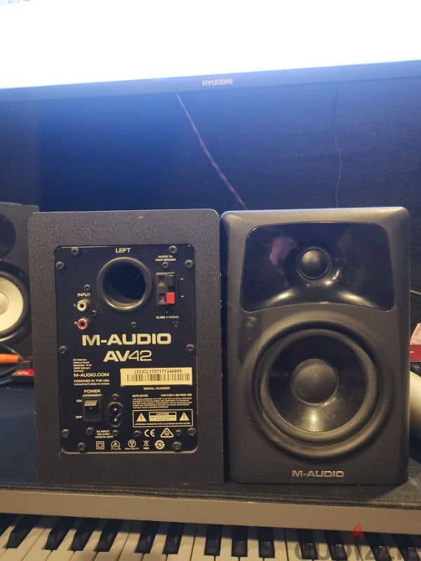 studio monitor speaker m audio 0