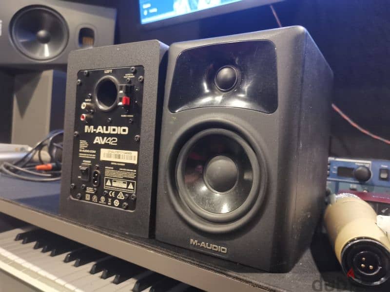 studio monitor speaker m audio 2