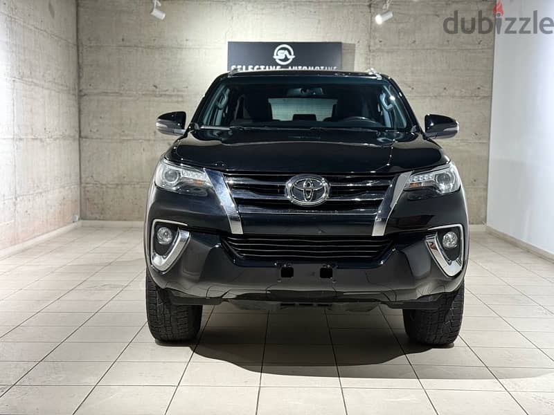 Toyota Fortuner SR5 V6 BUMC 2018 0