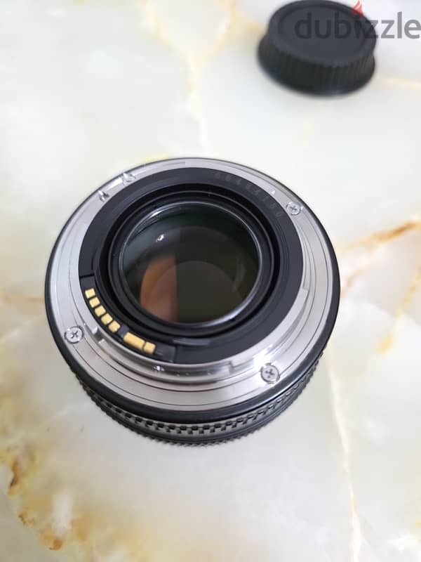 Canon EF 50mm f/1.4 4