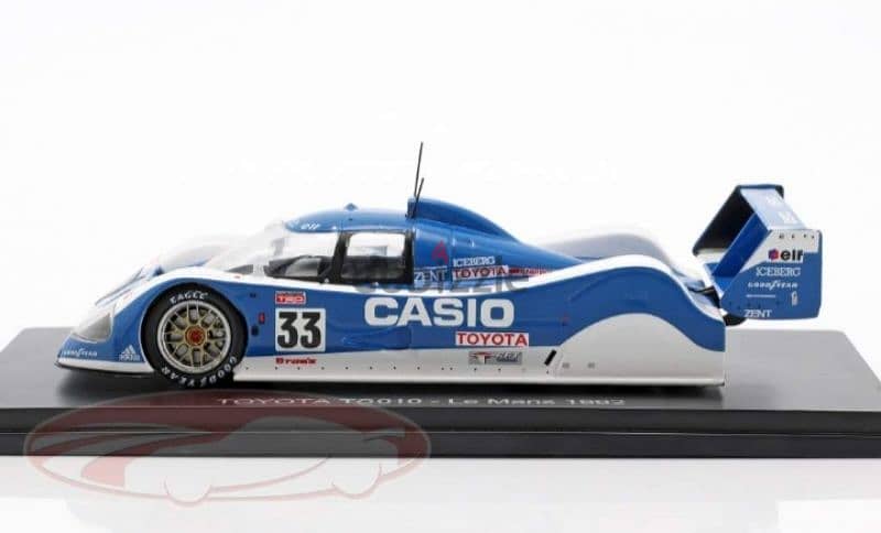 Toyota TS010 (Le Mans 1992) diecast car model 1;43. 2