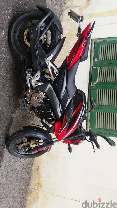 bajaj pulsar 200NS 2014