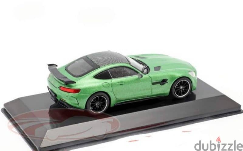 Mercedes AMG GT R (C190) diecast car model 1;43. 4