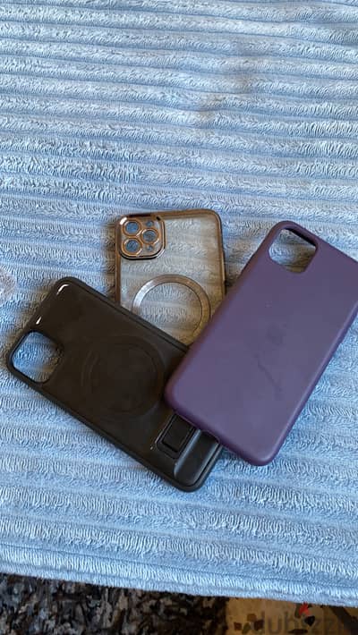 iphone 11 pro max covers used